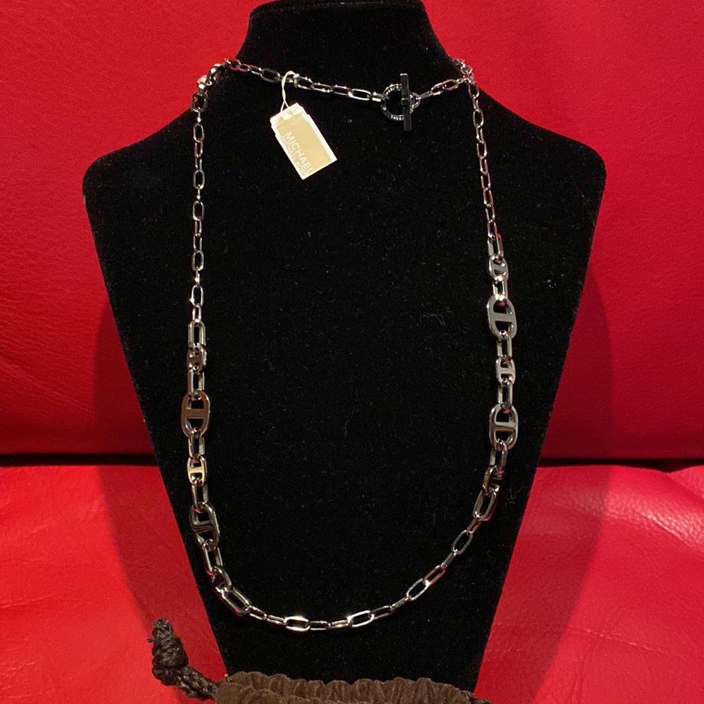 Michael Kors Beautiful Long Logo Necklace New WithTags - Picture 1 of 16